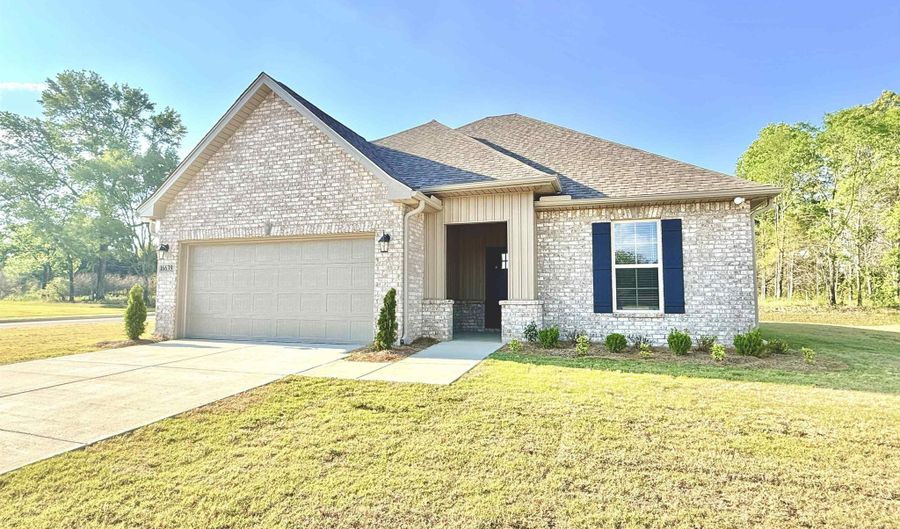 16639 Aspen Ln, Athens, AL 35611 - 3 Beds, 2 Bath