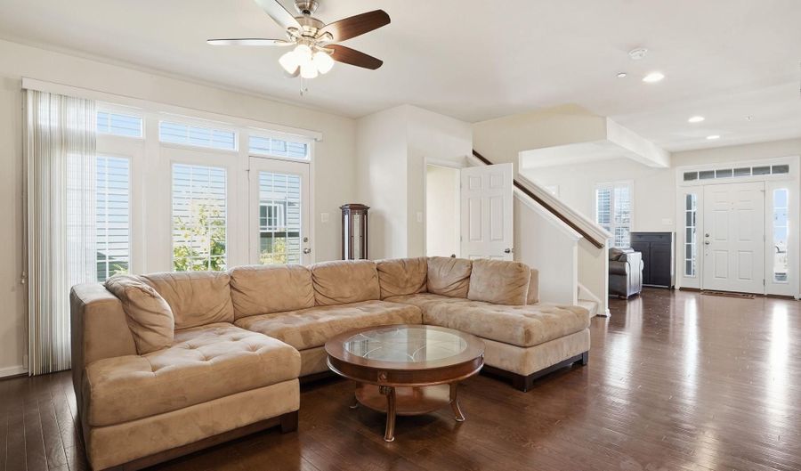 7207 MAISSON RIDGE Cir, Beltsville, MD 20705 - 4 Beds, 4 Bath