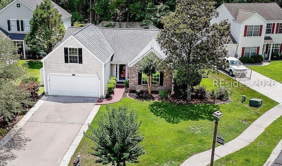 812 Bakers Ct, Bluffton, SC 29910 - 4 Beds, 2 Bath