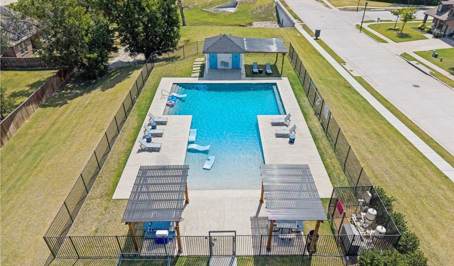 917 Crepe Myrtle Ln, Anna, TX 75409 - 3 Beds, 2 Bath