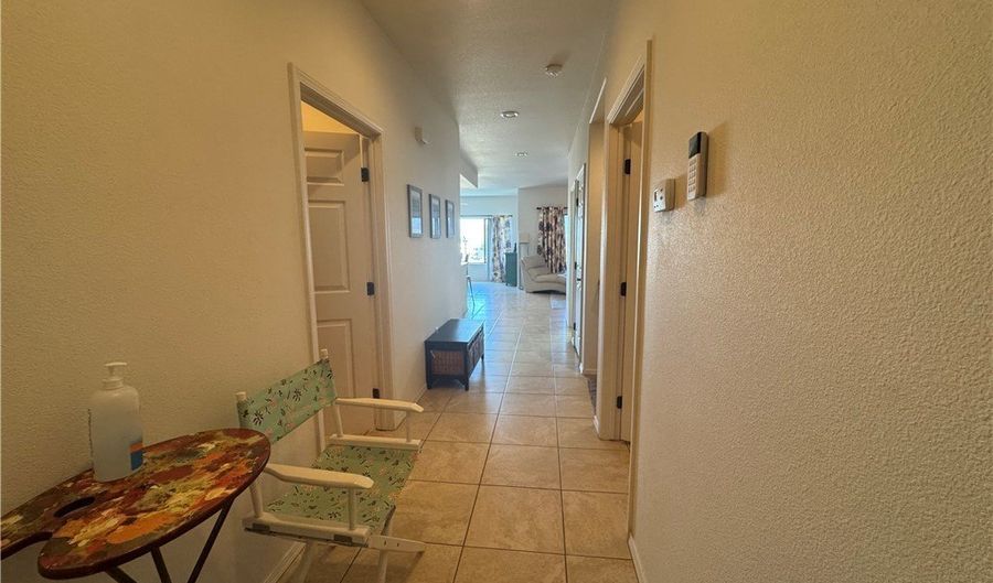3340 Landon Dr 1-103, Bullhead City, AZ 86429 - 3 Beds, 3 Bath