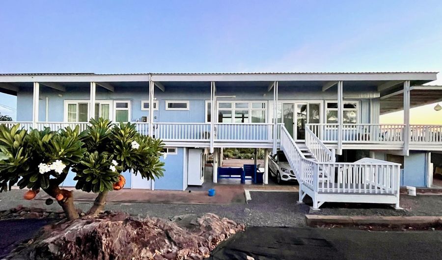 215 Aahi Pl, Kaunakakai, HI 96748 - 2 Beds, 3 Bath