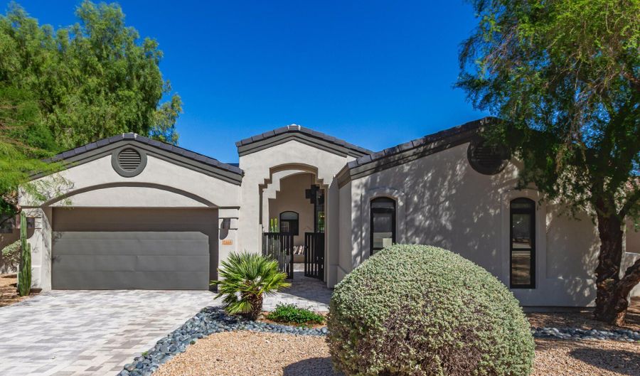7160 E RIDGEVIEW Pl, Carefree, AZ 85377 - 3 Beds, 3 Bath