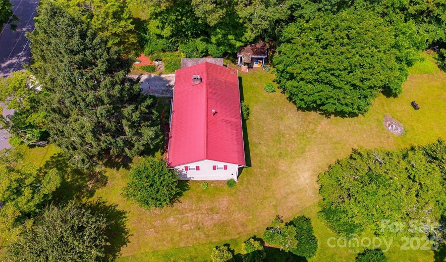 86 Pine Grove Dr, Andrews, NC 28901 - 3 Beds, 1 Bath