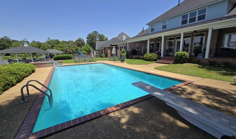 145 Northwind Dr, Brandon, MS 39047 - 4 Beds, 4 Bath