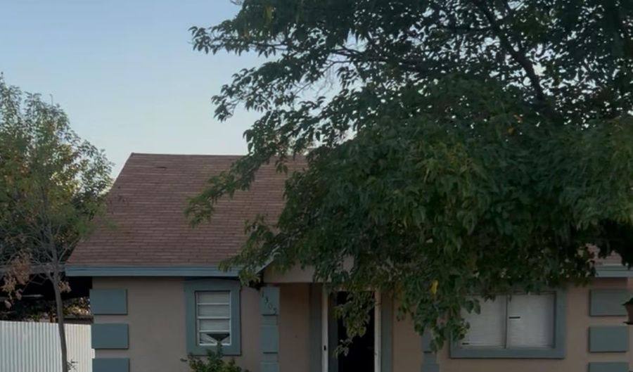 1305 W Bonbright St, Carlsbad, NM 88220 - 3 Beds, 2 Bath