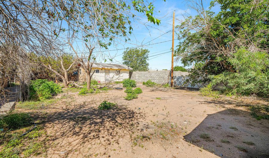 205 Seth Cir, Socorro, TX 79927 - 3 Beds, 2 Bath
