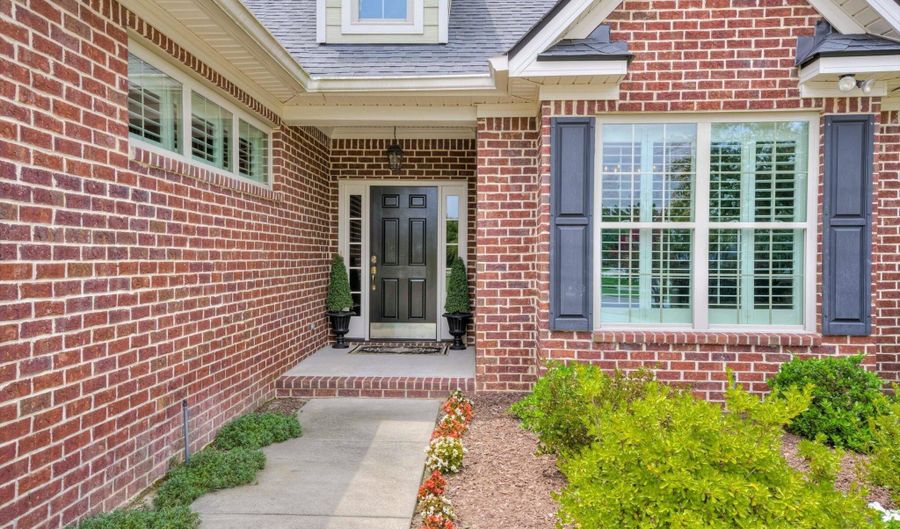 221 Summer Winds Cir, Aiken, SC 29803 - 3 Beds, 3 Bath