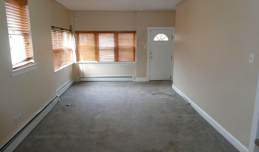 2024 ELM Ave, Atco, NJ 08004 - 3 Beds, 2 Bath