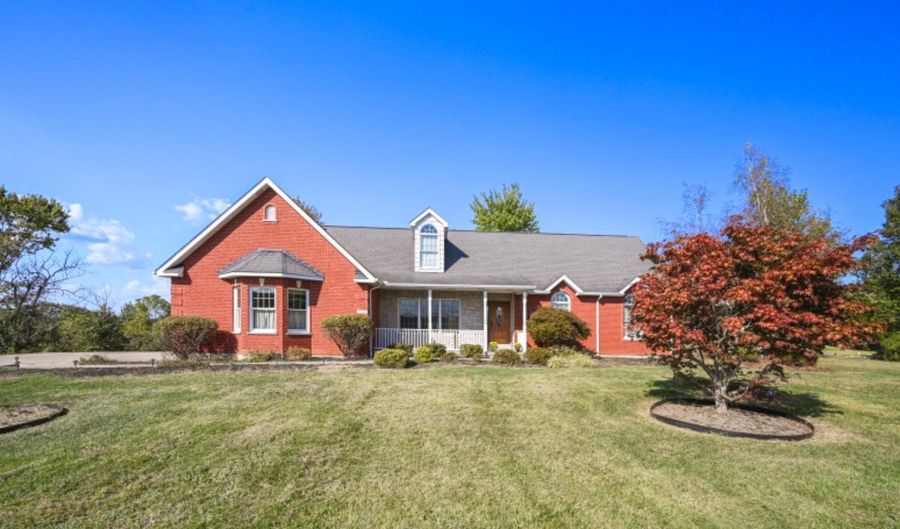 6040 Eden Dr, Aurora, IN 47001 - 3 Beds, 2 Bath