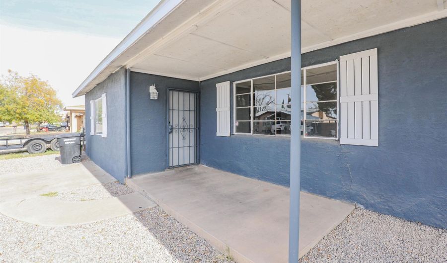 2406 Yale Ave, Alamogordo, NM 88310 - 4 Beds, 2 Bath