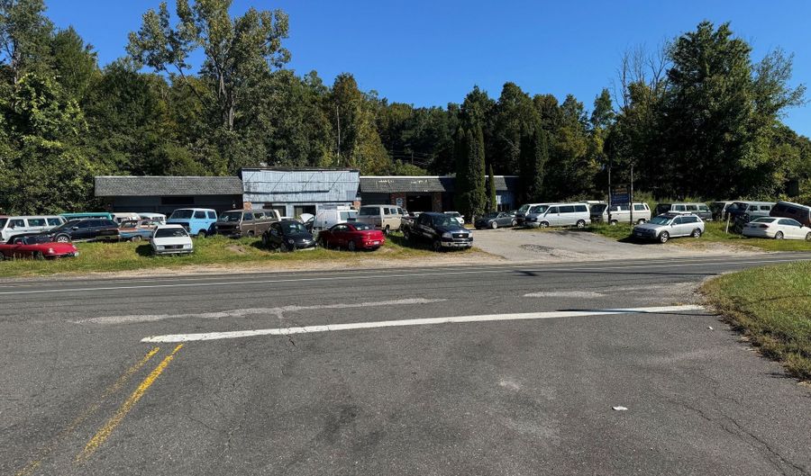 404 New Hartford Rd, Barkhamsted, CT 06063 - 0 Beds, 2 Bath