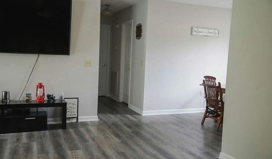 238 S Edmondson St, Albertville, AL 35950 - 3 Beds, 2 Bath