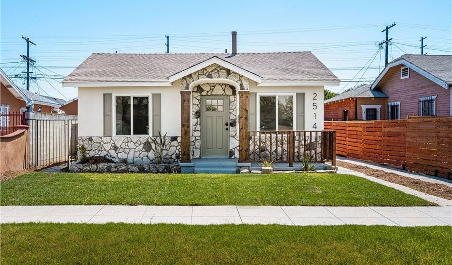 2514 Exposition Pl, Los Angeles, CA 90018 - 3 Beds, 2 Bath