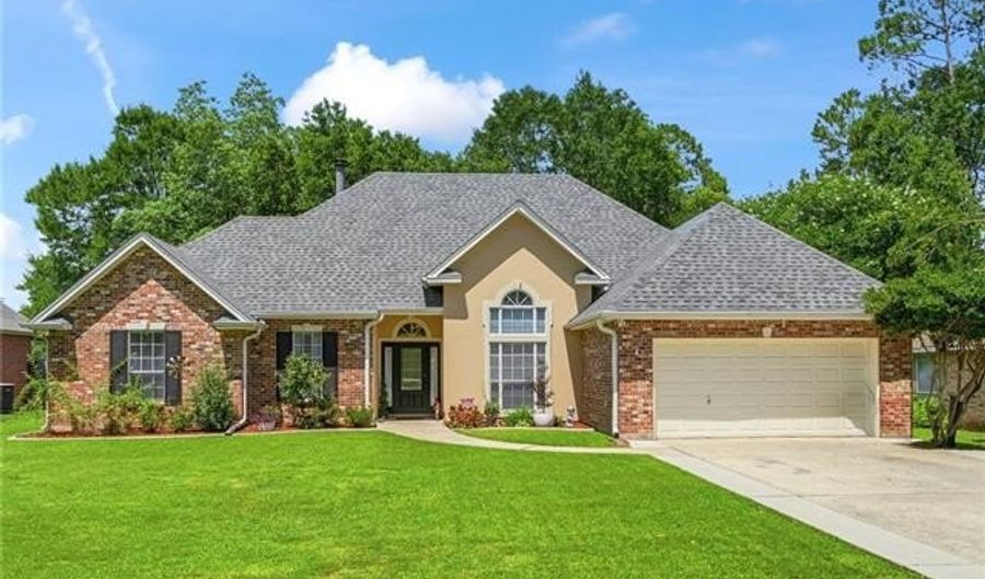 737 NAVAJO Dr, Abita Springs, LA 70420 - 4 Beds, 2 Bath