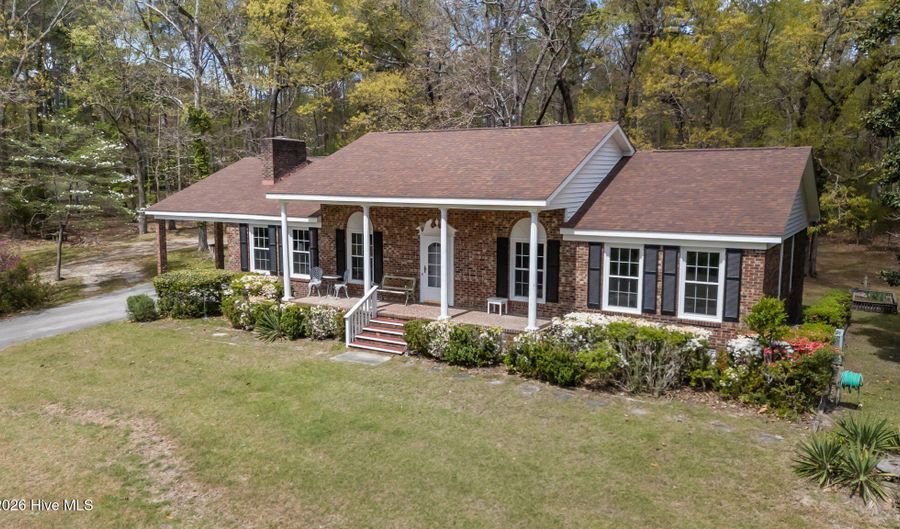 512 Raymond Dr, Arapahoe, NC 28510 - 3 Beds, 3 Bath