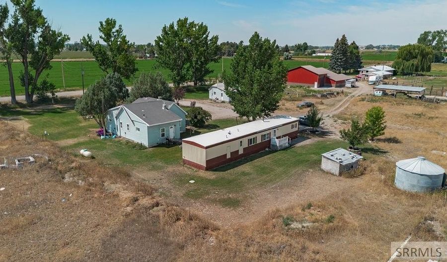 1687 E 105th N, Idaho Falls, ID 83401 - 6 Beds, 3 Bath