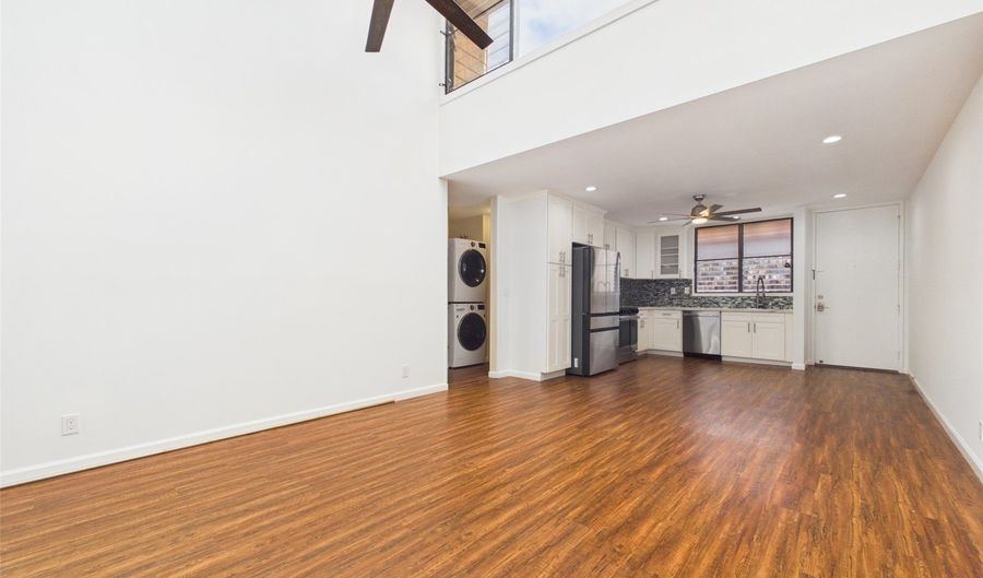 1015 Aoloa Pl 451, Kailua, HI 96734 - 2 Beds, 2 Bath