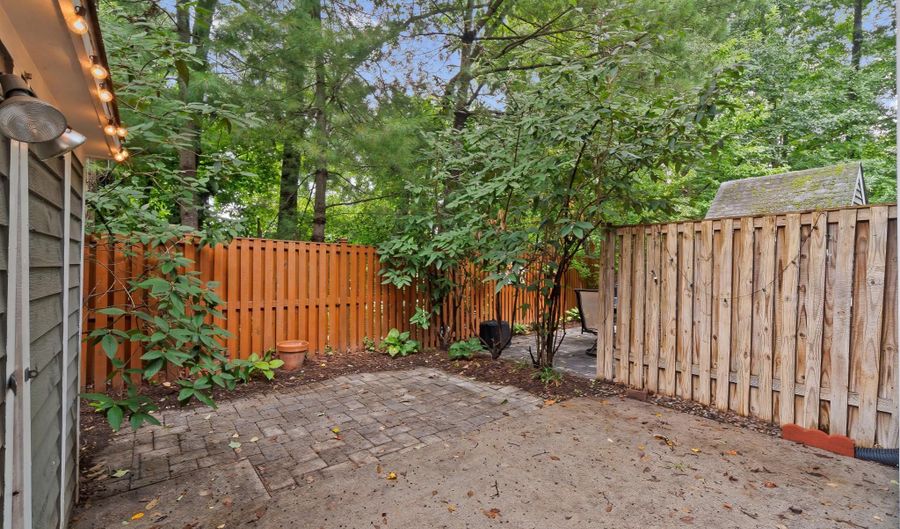 2 JANWALL Ct, Annapolis, MD 21403 - 2 Beds, 3 Bath