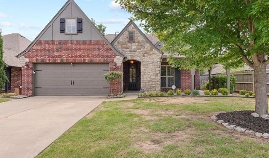 3207 Boardwalk Ct, Bartlesville, OK 74006 - 3 Beds, 3 Bath