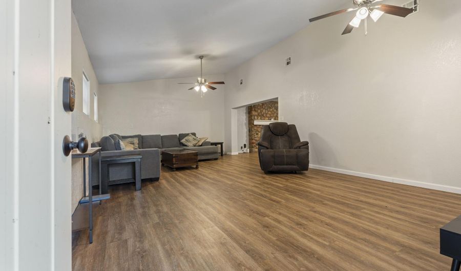 30691 S 4540 Rd, Afton, OK 74331 - 3 Beds, 2 Bath