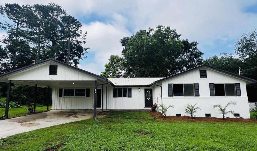 328 LENLOCK Dr, Anniston, AL 36206 - 4 Beds, 3 Bath