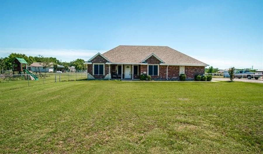 1822 County Road 1036 Rd, Anna, TX 75409 - 3 Beds, 2 Bath