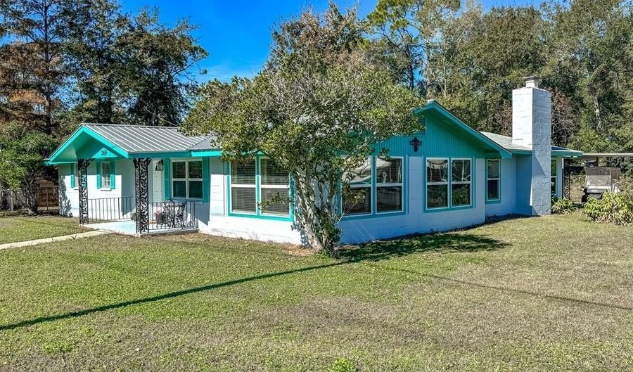 269 Fred Meyer St, Apalachicola, FL 32320 - 3 Beds, 3 Bath