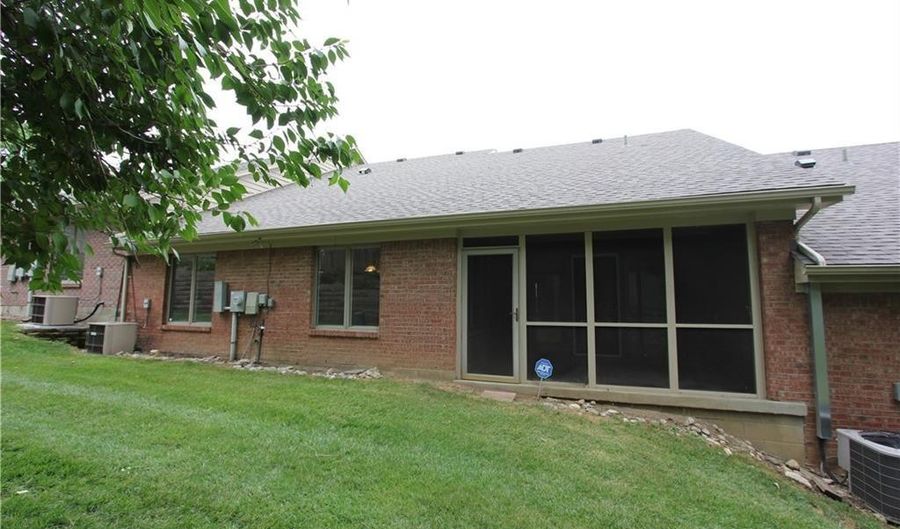 172 Copperfield Dr, Dayton, OH 45415 - 2 Beds, 2 Bath