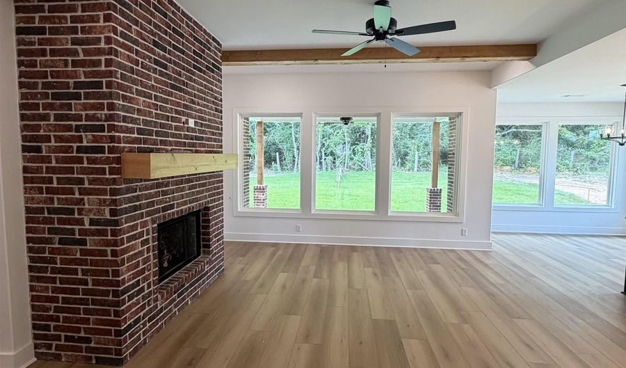 3933 Spencer Xing, Benton, AR 72019 - 3 Beds, 2 Bath
