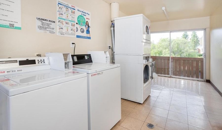5700 Baltimore Dr 16, La Mesa, CA 91942 - 2 Beds, 2 Bath
