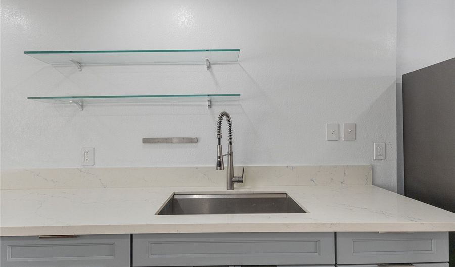 46-78 Emepela Pl B205, Kaneohe, HI 96744 - 2 Beds, 2 Bath