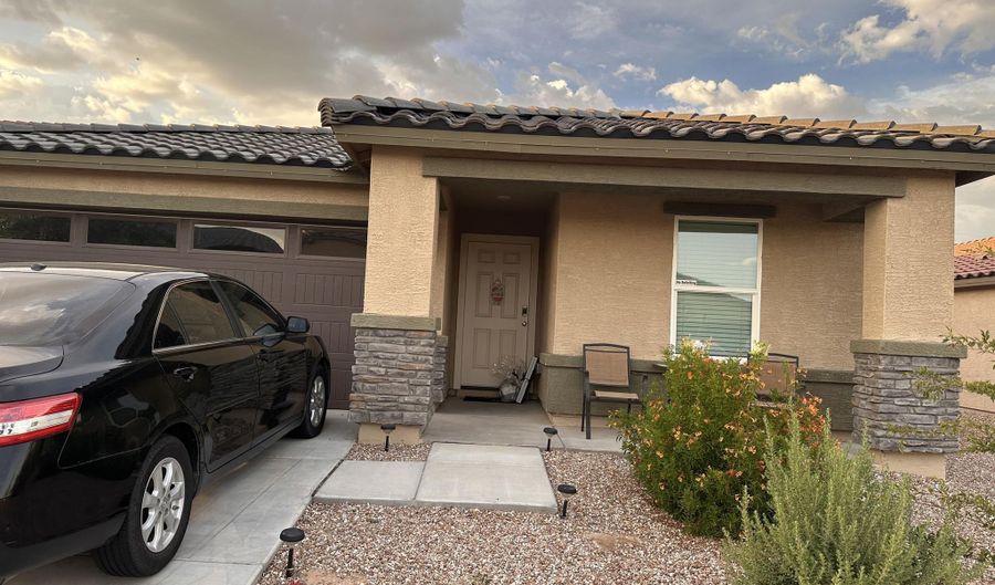 24570 W COCOPAH St, Buckeye, AZ 85326 - 3 Beds, 2 Bath