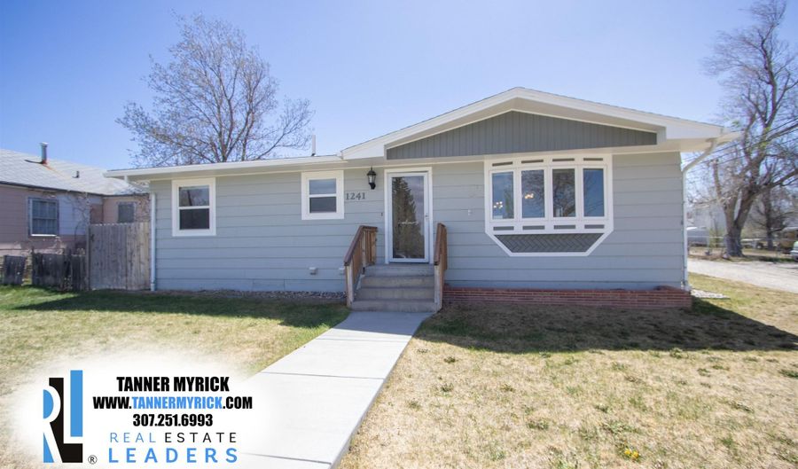 1241 E 18th St, Casper, WY 82601 - 5 Beds, 3 Bath