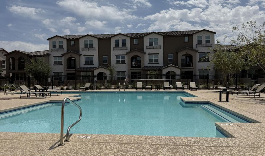 1255 N ARIZONA Ave 1258, Chandler, AZ 85225 - 3 Beds, 3 Bath