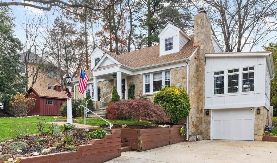 4004 ESTABROOK Dr, Annandale, VA 22003 - 4 Beds, 3 Bath