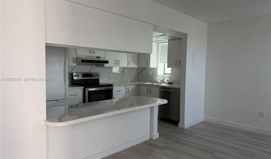 20200 W Country Club Dr PH08, Aventura, FL 33180 - 3 Beds, 2 Bath