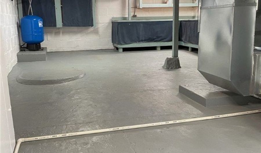 3636 S Mahoning Ave, Alliance, OH 44601 - 3 Beds, 1 Bath