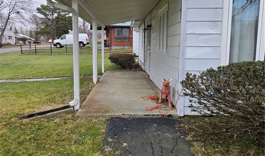 137 Potomac Ave, Angola, NY 14006 - 4 Beds, 2 Bath