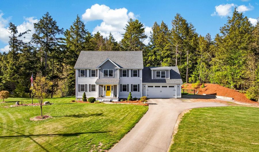 21 N Mason Rd, Brookline, NH 03033 - 4 Beds, 3 Bath