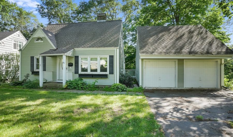 15 Granite Ter, Ansonia, CT 06401 - 3 Beds, 2 Bath