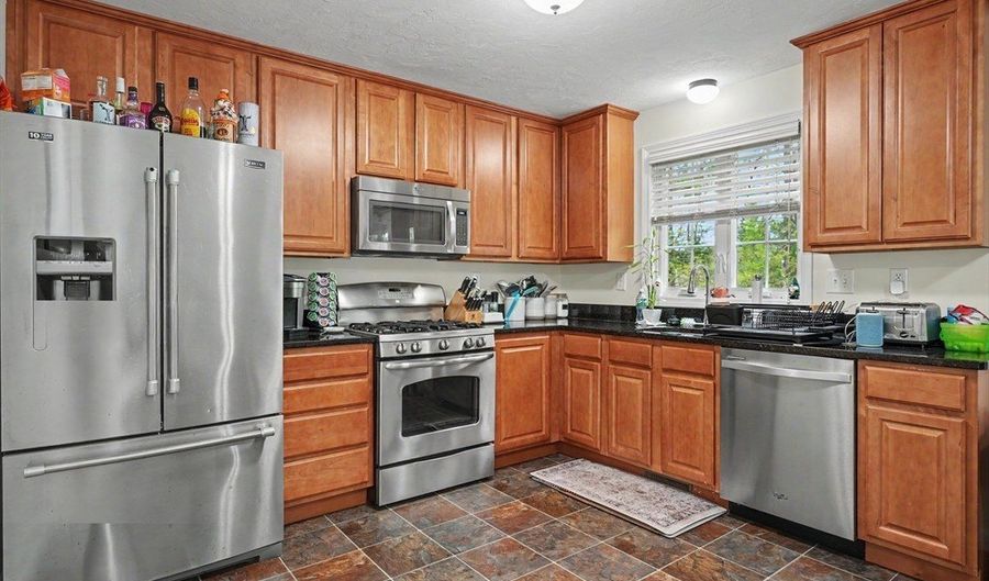 41 Boston Rd 482, Billerica, MA 01862 - 2 Beds, 2 Bath