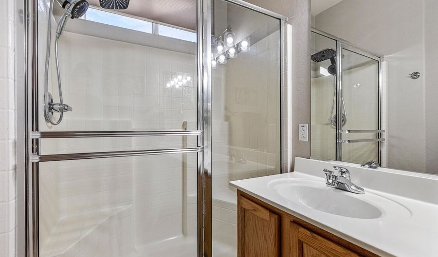 11933 W JEFFERSON St, Avondale, AZ 85323 - 3 Beds, 2 Bath