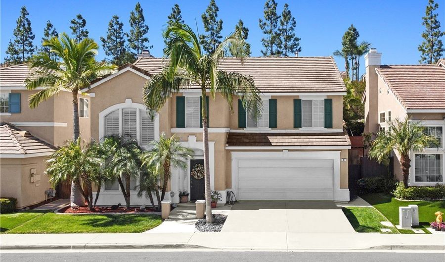 37 Northern Pine Loop, Aliso Viejo, CA 92656 - 3 Beds, 3 Bath
