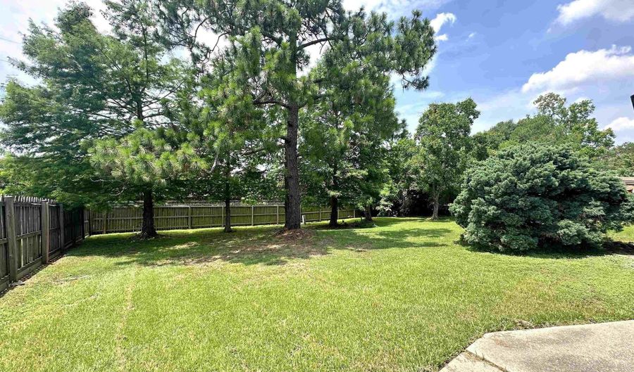 9786 Kinglet Dr, Baton Rouge, LA 70809 - 3 Beds, 2 Bath