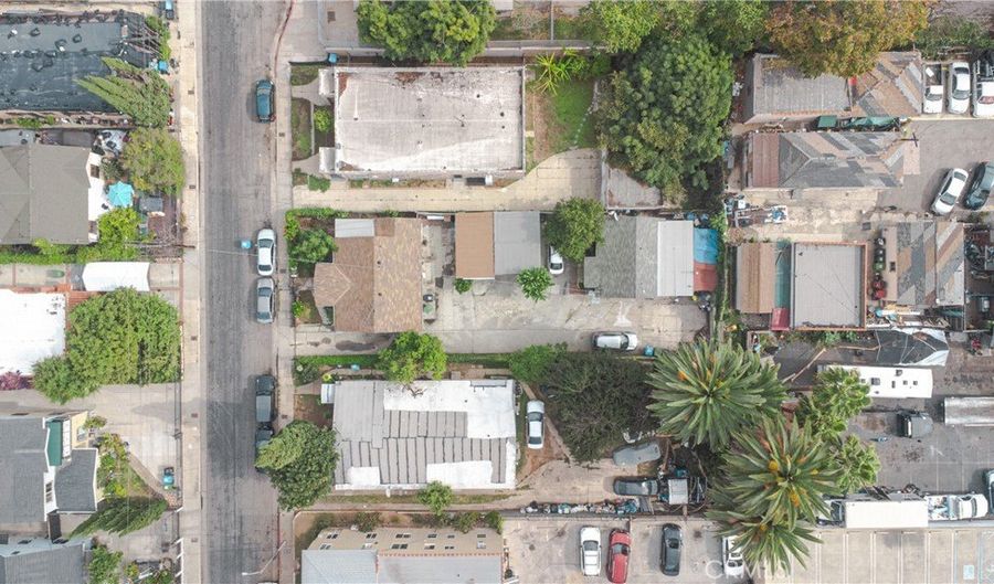 3036 W 12 Pl, Los Angeles, CA 90006 - 4 Beds, 2 Bath