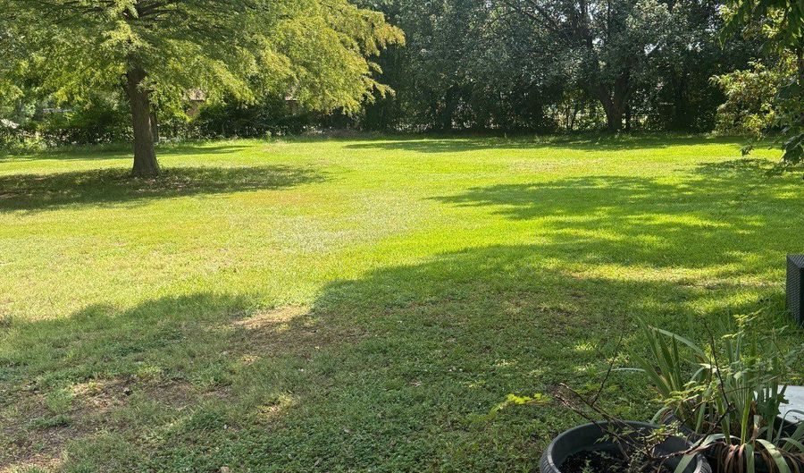 560 Locust, Ashdown, AR 71822 - 0 Beds, 0 Bath