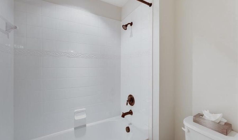 24876 HELMS Ter, Aldie, VA 20105 - 3 Beds, 3 Bath