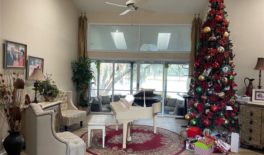 1894 TOURNAMENT Dr, Apopka, FL 32712 - 3 Beds, 2 Bath