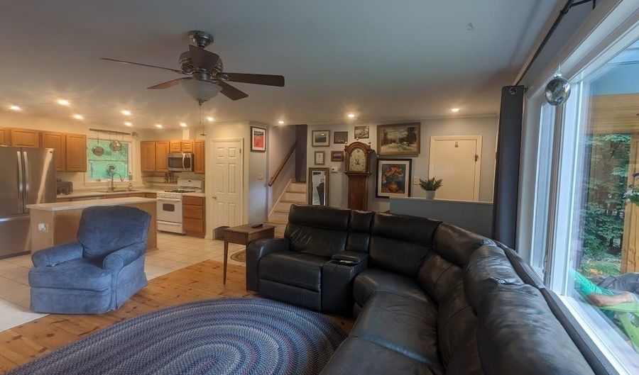 72 Tabor Cir, Albany, NH 03818 - 3 Beds, 1 Bath